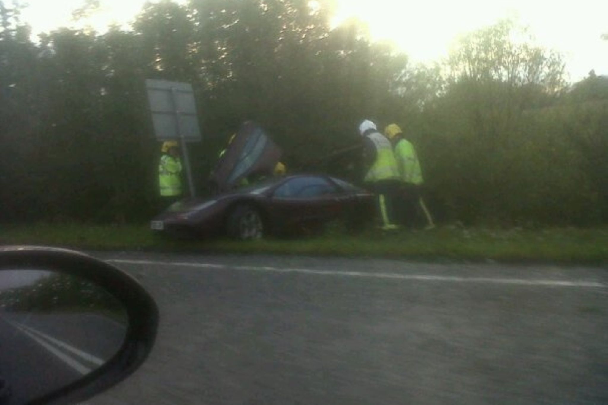 Rowan Atkinson im Krankenhaus ‚Mr. Bean’ hatte einen schweren Autounfall