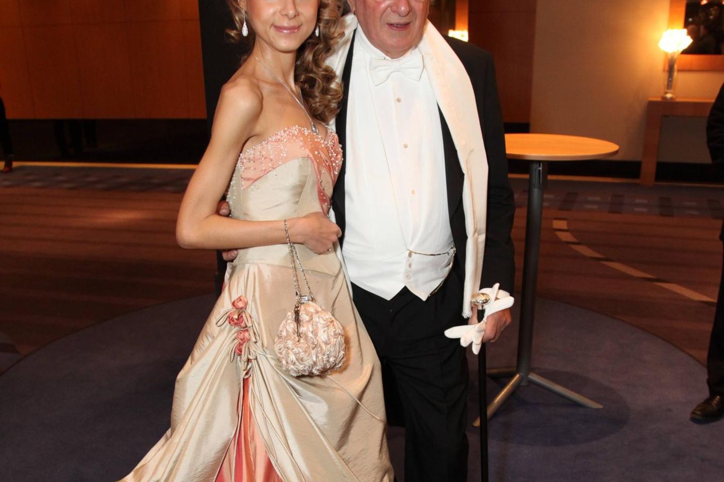 Anastasia Sokol mit ihrem Freund Richard Lugner