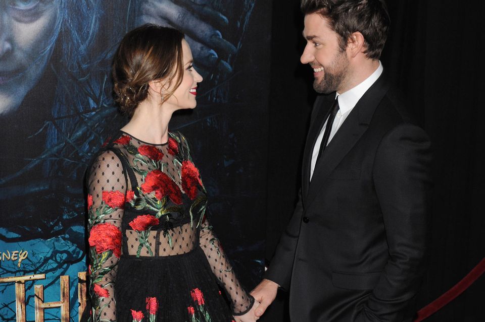 Actress Emily Blunt arrives with husband actor John Krasinski for the World Premiere of her new film "INTO THE WOODS", held at …