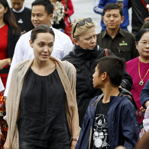 Angelina Jolie besucht mit Adoptivsohn Maddox sein Herkunftsland Myanmar.
