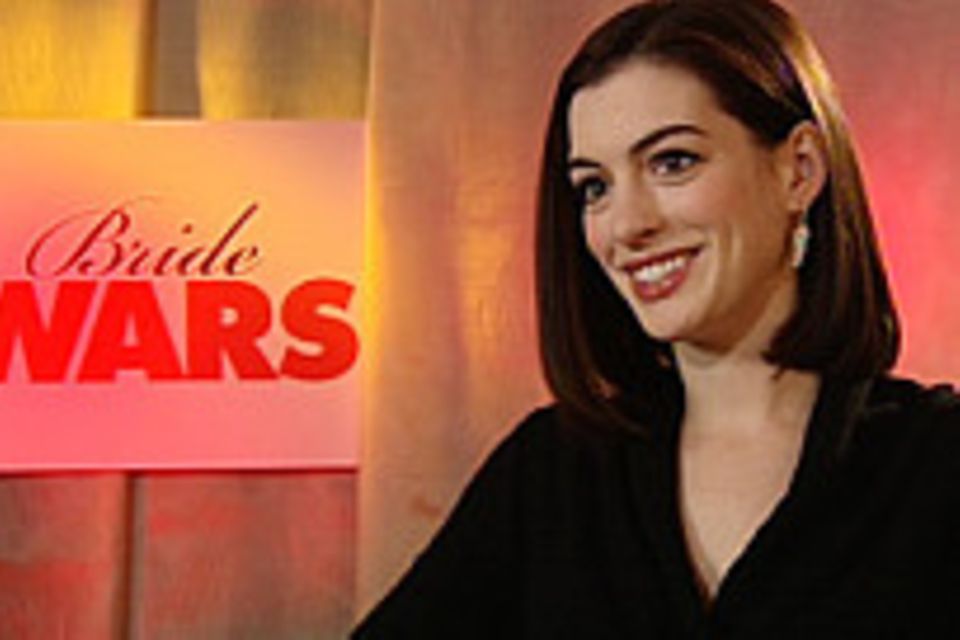 Anne Hathaway: Ich muss erstmal einen Kerl finden