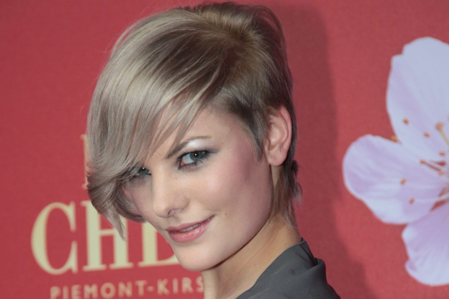 Ex-"GNTM"-Siegerin Jennifer Hof ist Mutter