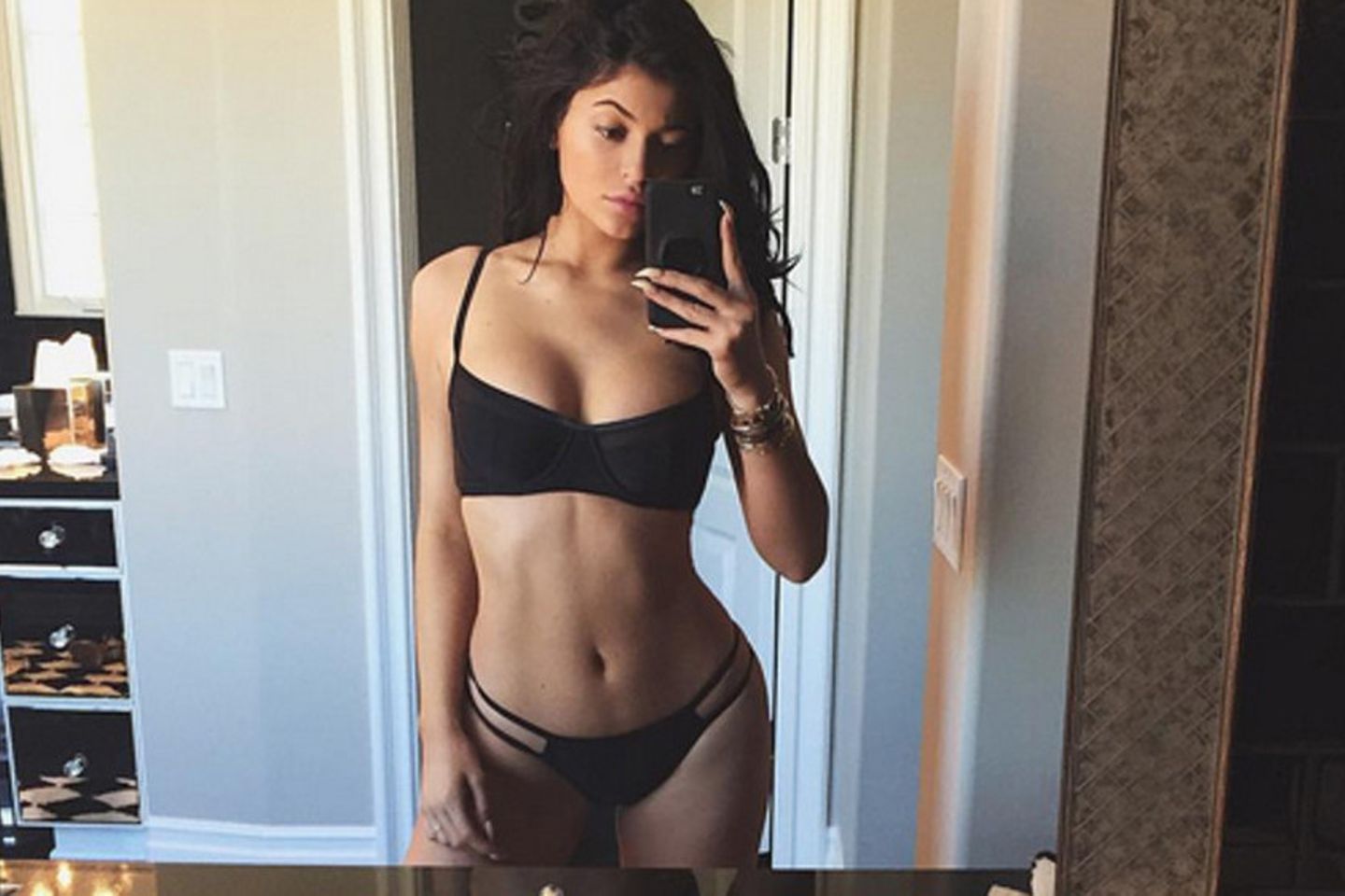 Kylie Jenner wird mit Porno-Angeboten überhäuft