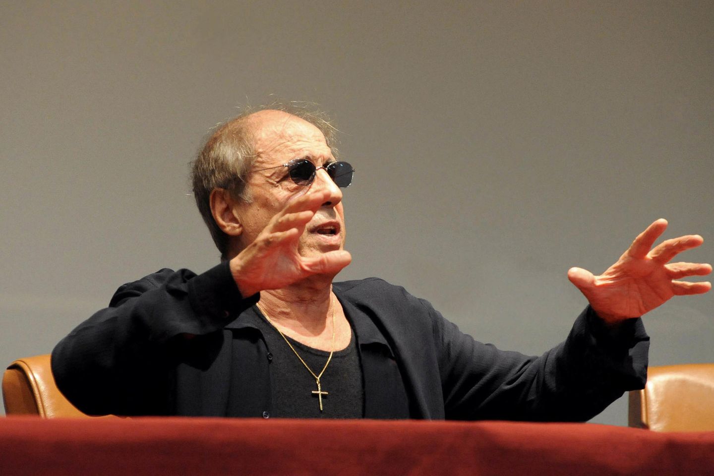 'Der König der Ignoranten', wie seine eigene Frau Adriano Celentano nennt