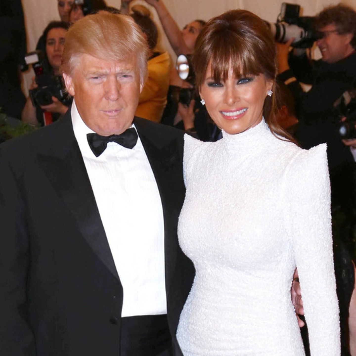 Melania Trump Donald Trumps Frau nackt auf dem Cover der New York Post Bild
