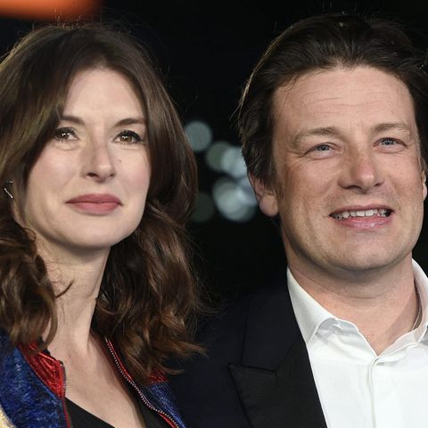 Die fünffache Mama wünscht sich noch ein Kind: Starkoch Jamie Oliver: Ehefrau Jools erlitt ihre 5. Fehlgeburt