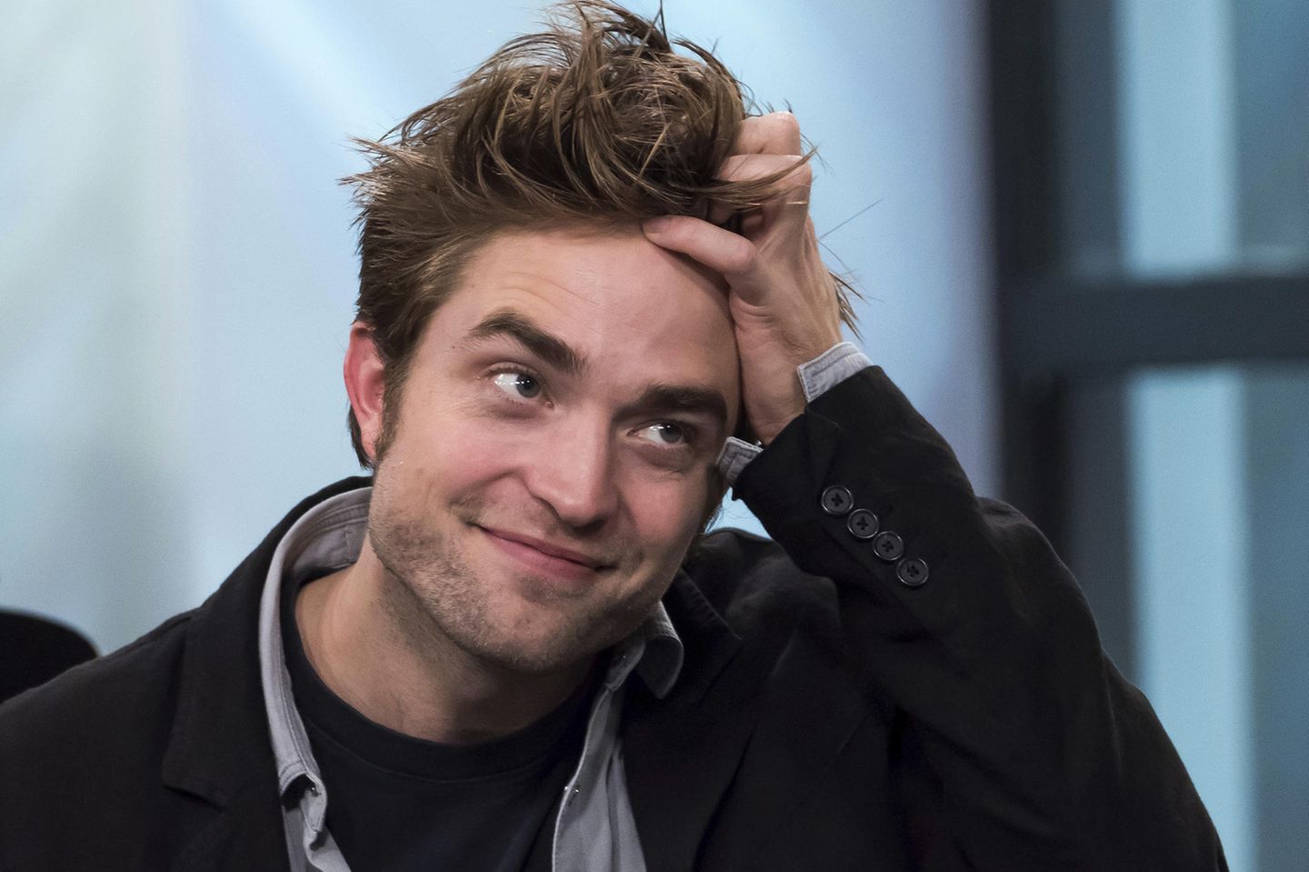 Robert Pattinson wurde in Köln nicht erkannt.