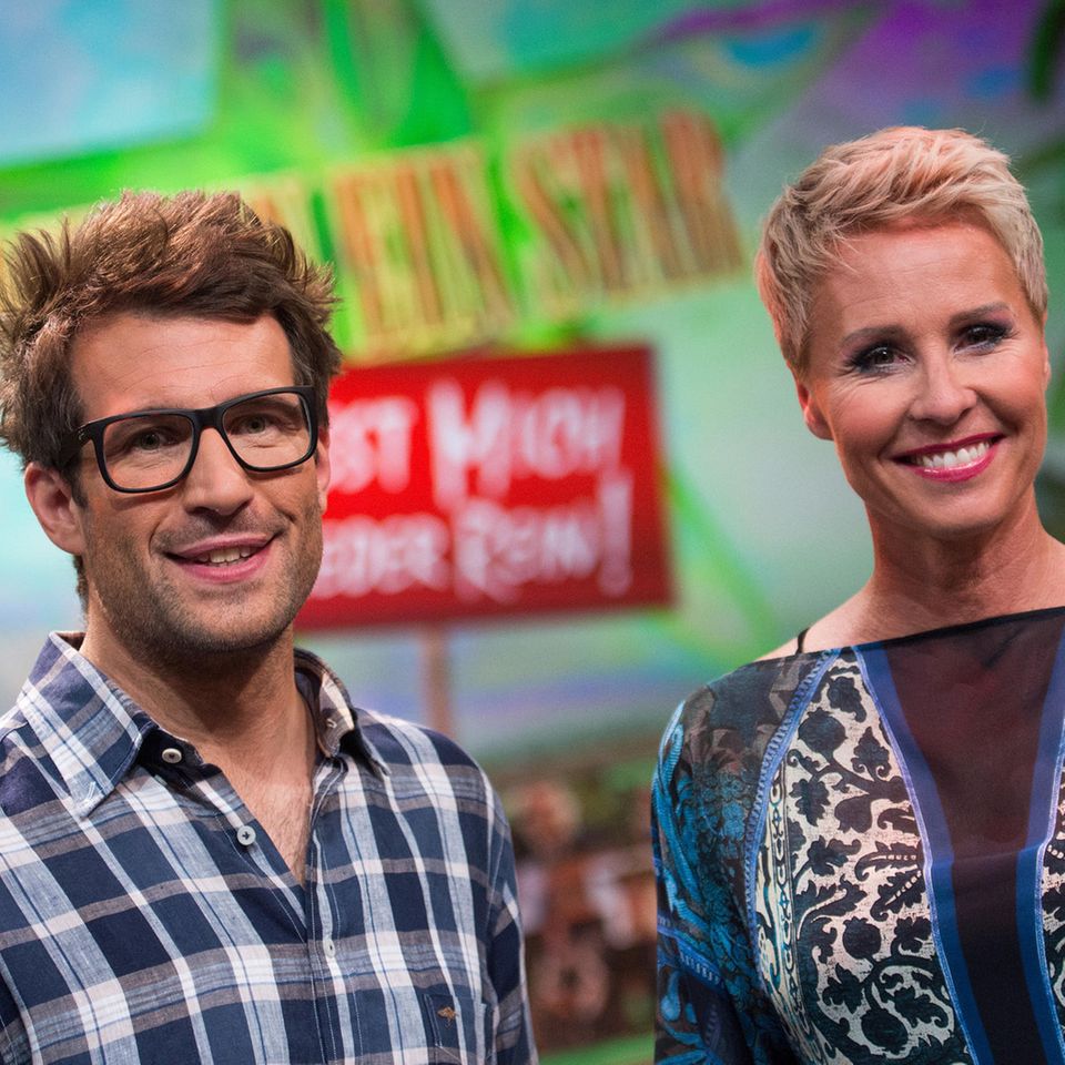 ARCHIV - Die Moderatoren Sonja Zietlow und Daniel Hartwig posieren am 31.07.2015 nach der RTL-Show «Ich bin ein Star - Lasst mi…