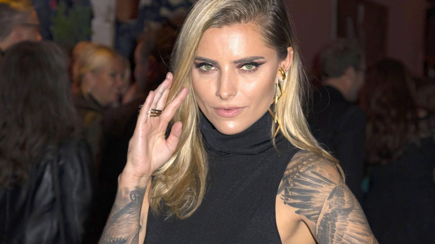 Sophia Thomalla Präsentiert Ihre Heiße Kehrseite Beim Jetski Ausflug 