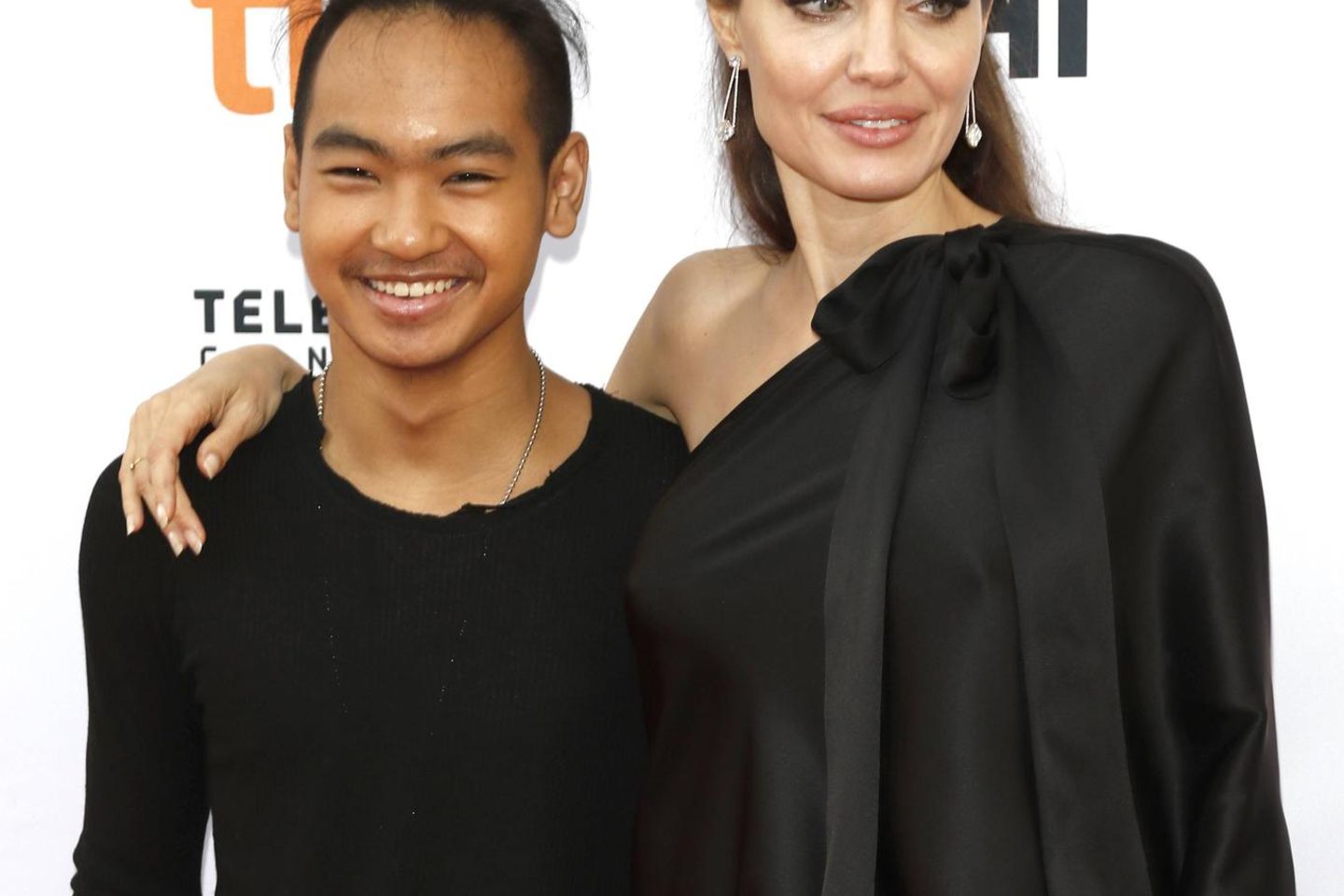 Maddox Jolie Pitt und Angelina Jolie
