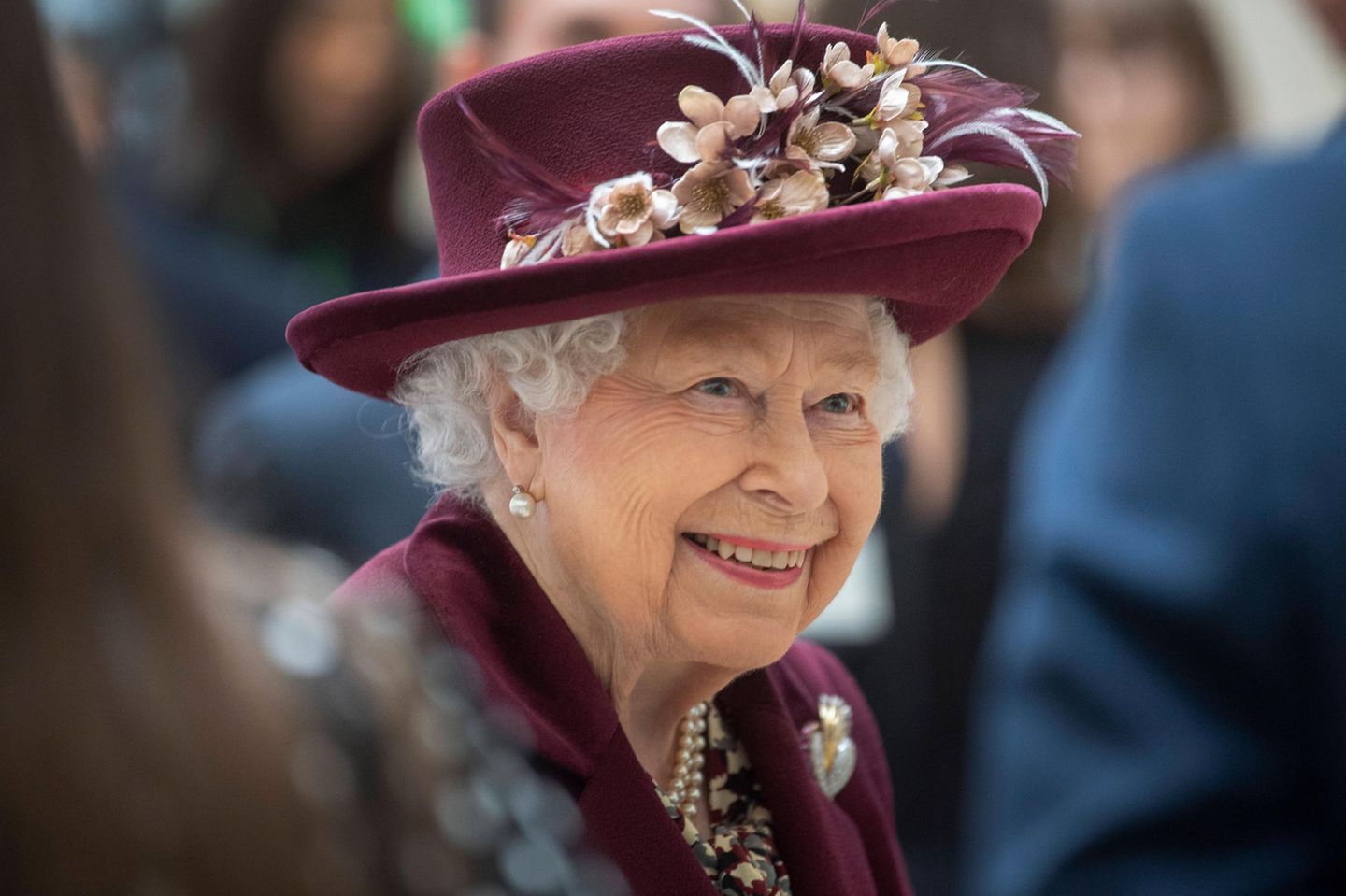 Entertainment Bilder des Tages Entertainment Bilder des Tages . 25/02/2020. London, United Kingdom. Queen Elizabeth II during a visit at the headquarters of MI5, the UKs domestic counter-intelligence and security agency in London. PUBLICATIONxINxGER