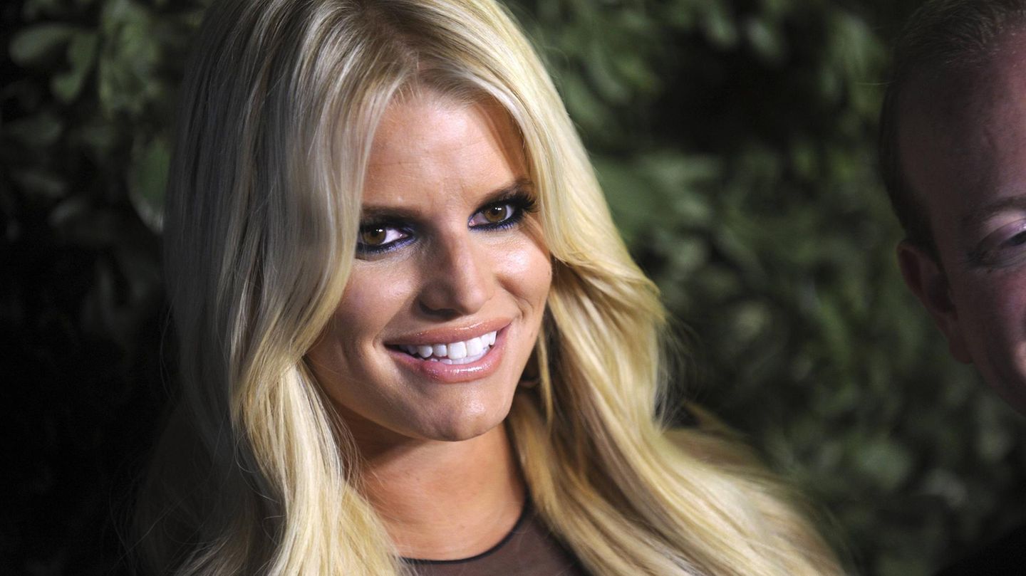 Jessica Simpson Hat 45 Kilo Abgenommen Fans Feiern Sie Für Riesen Erfolg 