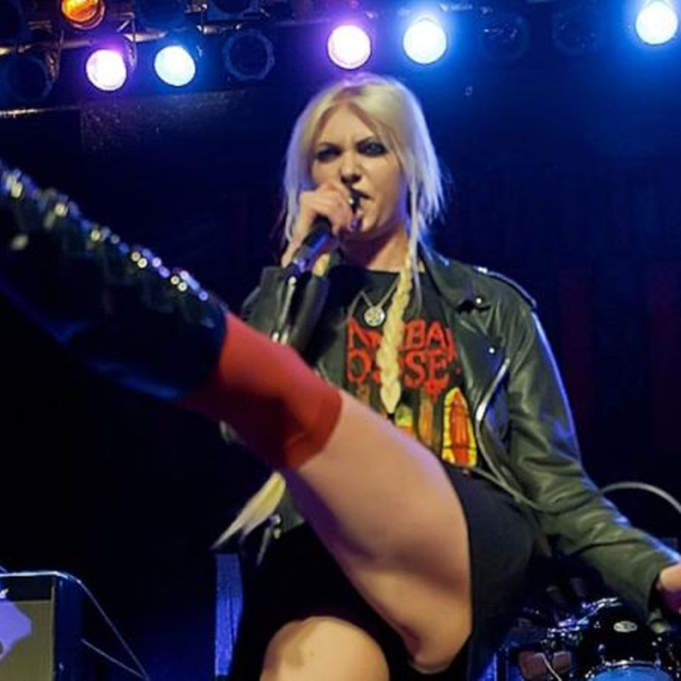 Taylor Momsen erklärt verspätete Erscheinung des neuen The Pretty Reckless-Albums