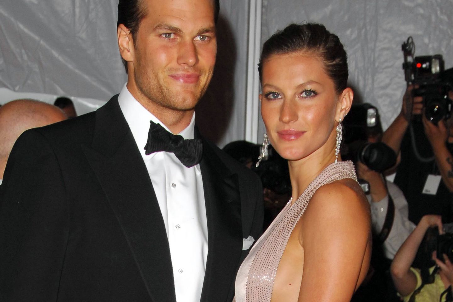 Supermodel Gisele Bündchen und Football-Star Tom Brady sollen die Scheidung einreichen wollen.