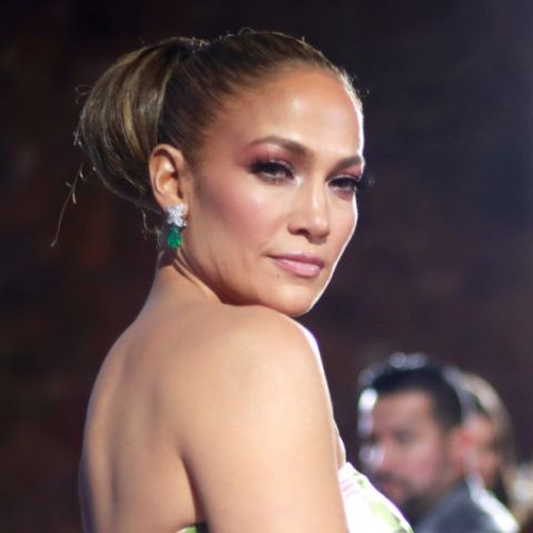 Jennifer Lopez zollt ihrer Familie bei den Icon Awards Tribut