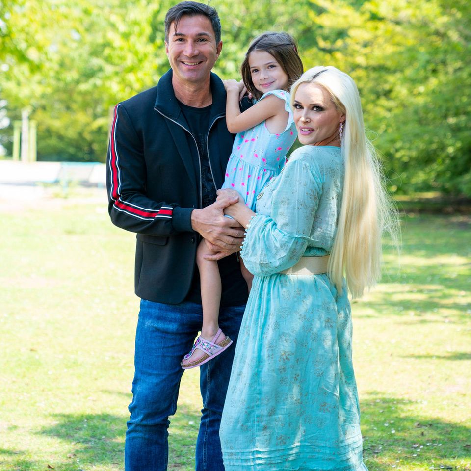 Daniela Katzenberger mit Ehemann Lucas Cordalis und Tochter Sophia