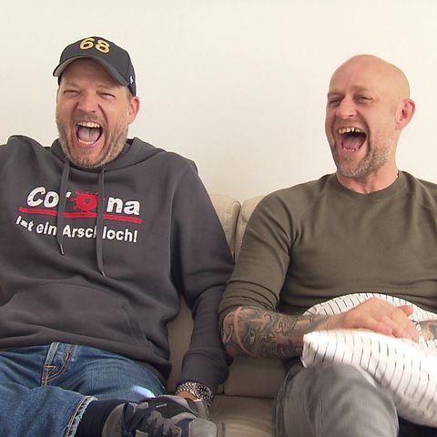 Test für neue RTL-Show „Du musst dich entscheiden“: Mario Barth und Jürgen Vogel im Quiz: So gut kennen sich die beiden Freunde wirklich