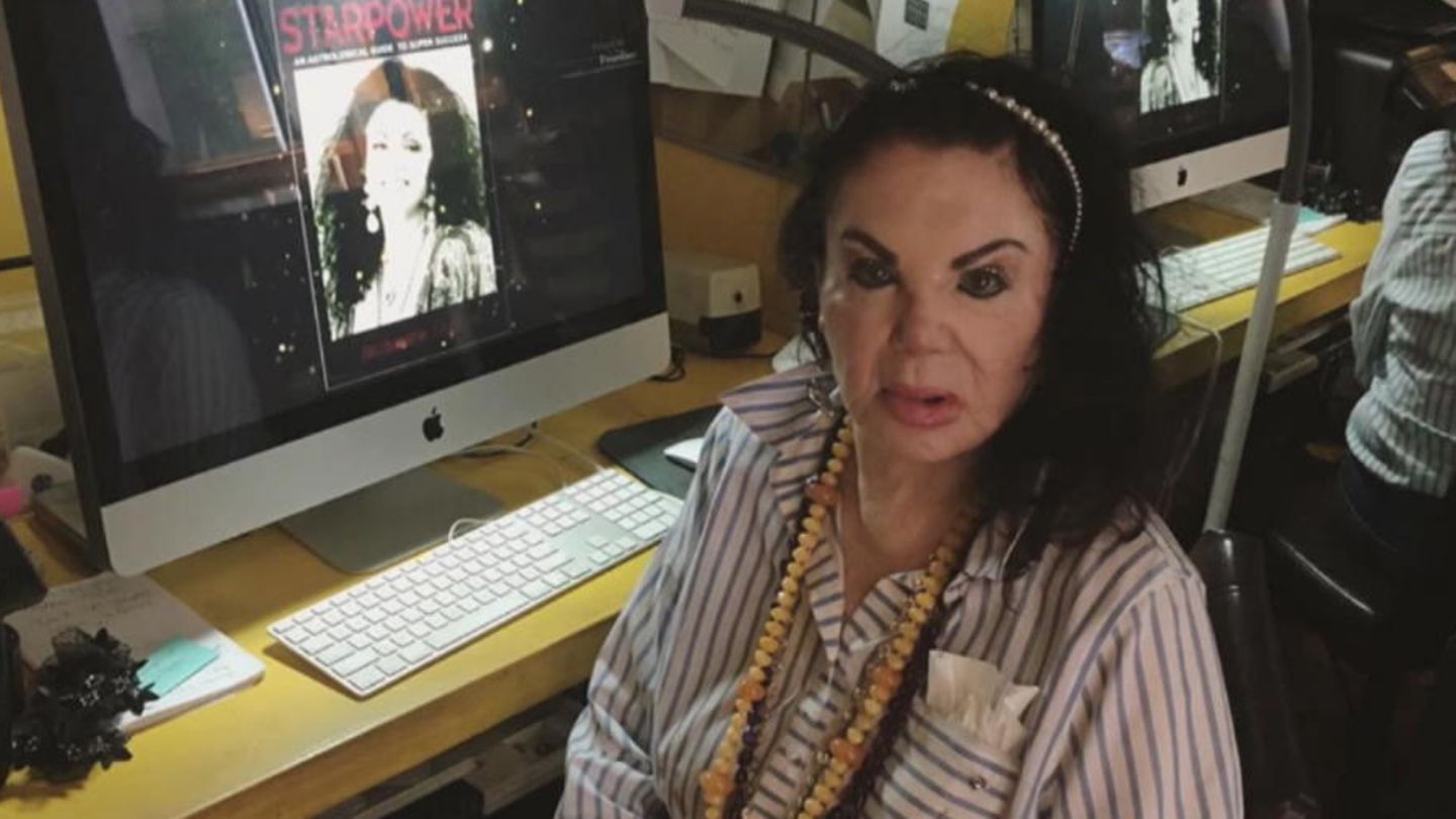 Jackie Stallone 97 Sylvesters Mutter ist süchtig nach Beauty OPs