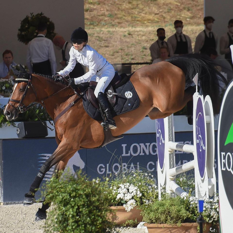 Mary-Kate Olsen belegte bei der "Longines Equestrian Tour" in Rom den dritten Platz.