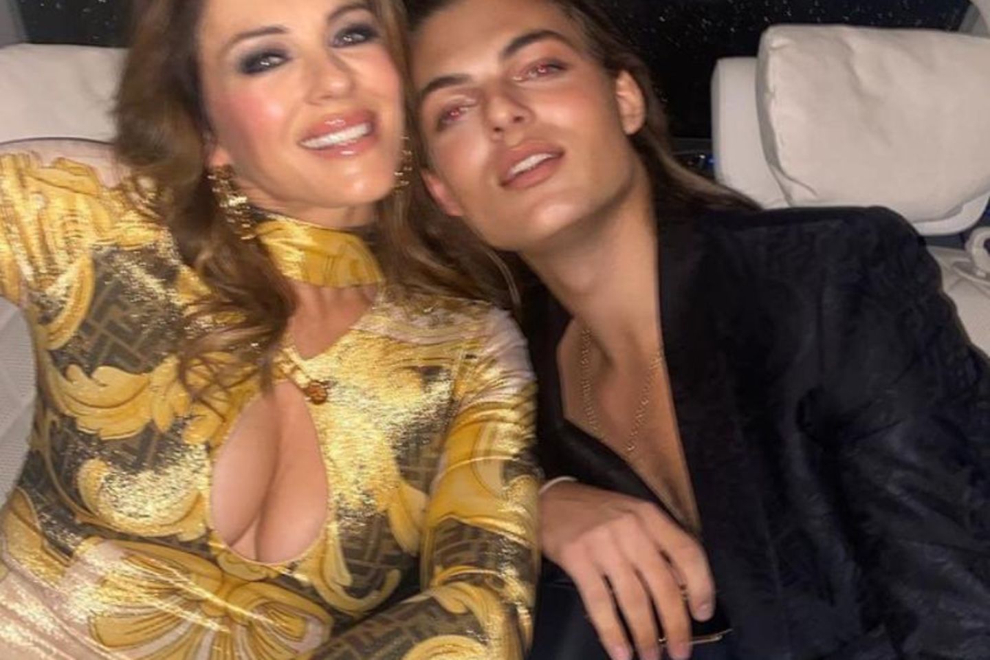 Heißes Generationen Duo Liz Hurley Nimmt Sohn Damian Mit Zur Fashion Week 6813