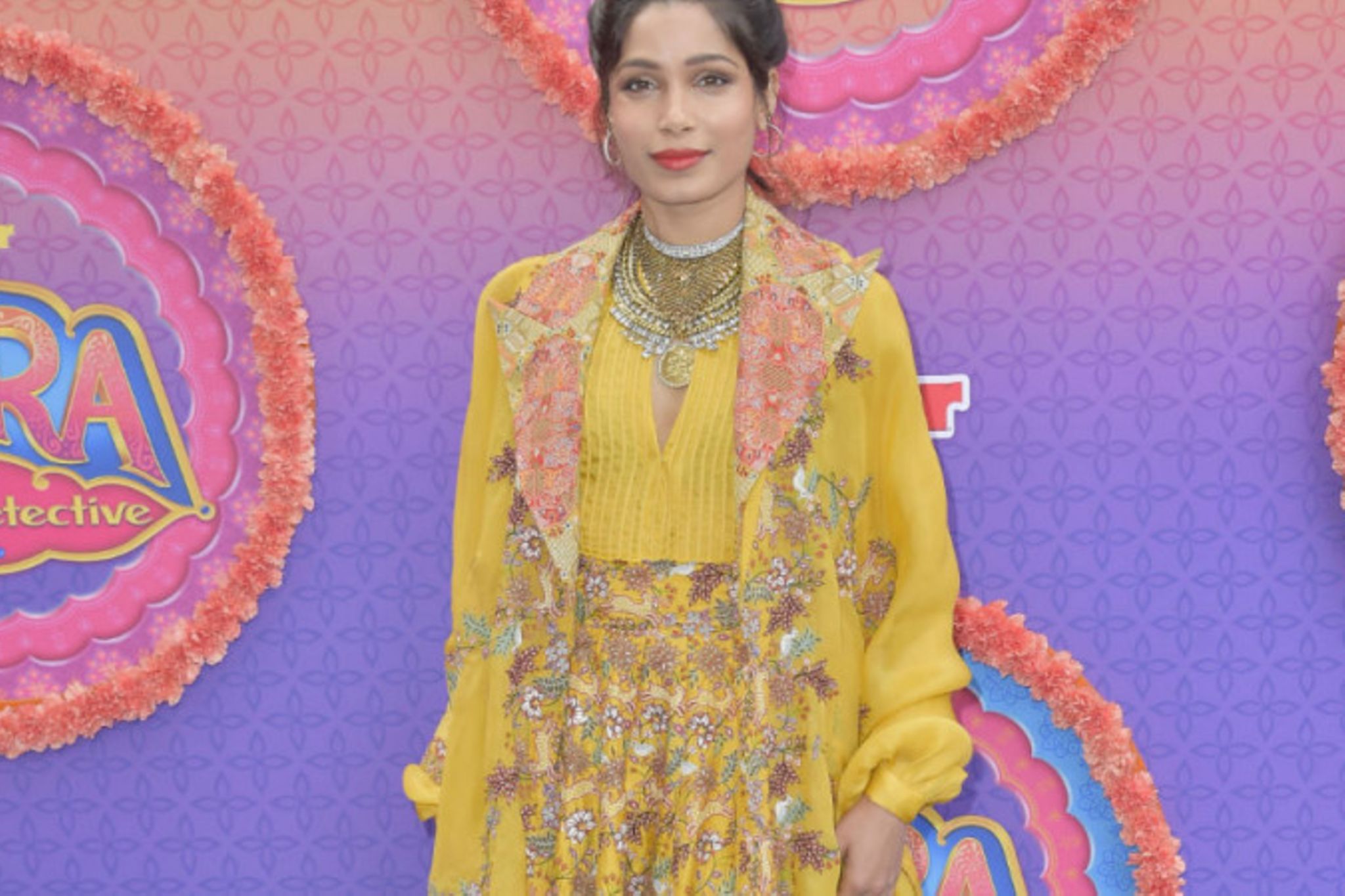 Freida Pinto: Intensive Vorbereitung auf die Geburt