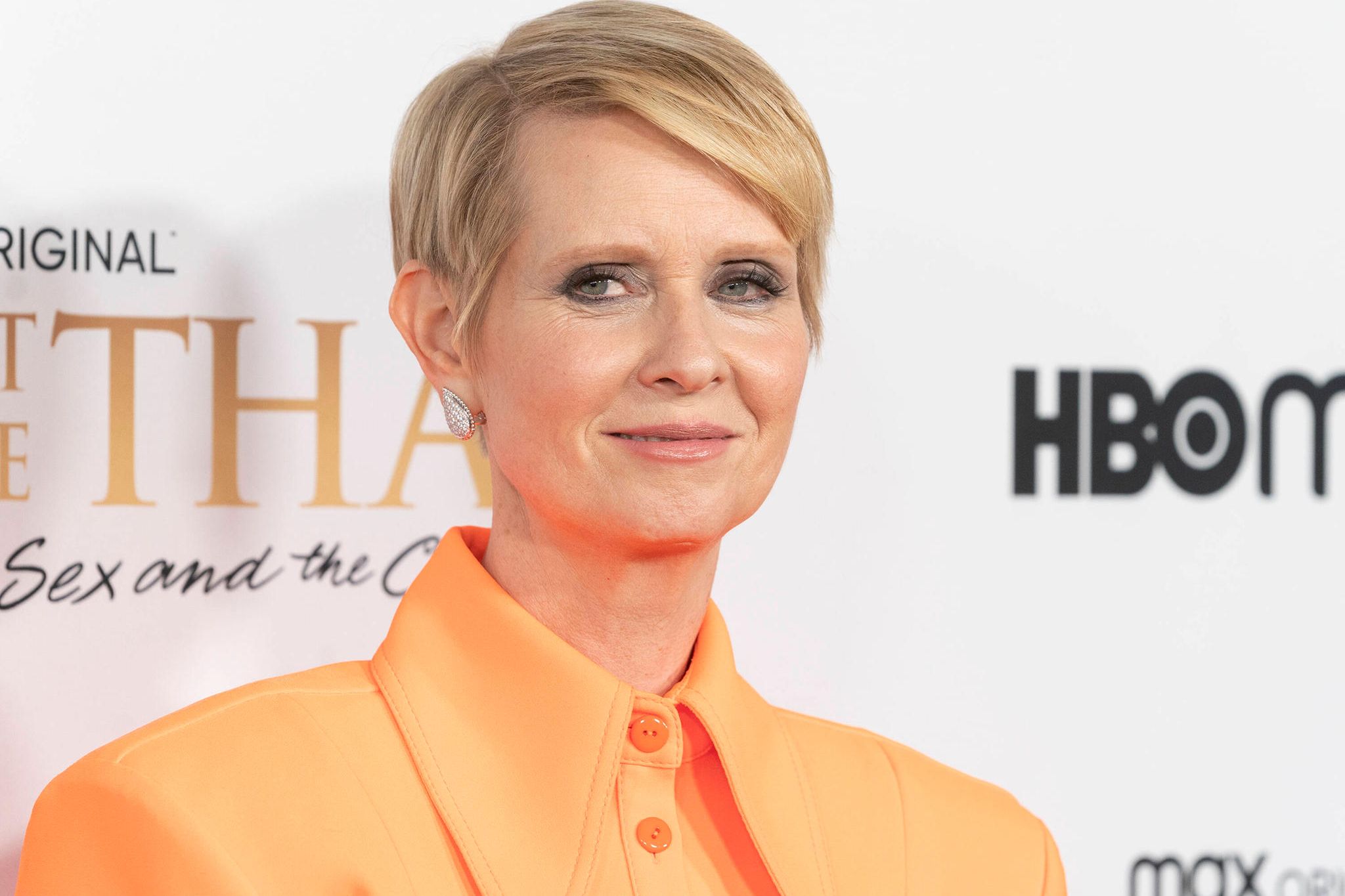 Cynthia Nixon verrät den Grund für Mirandas graue Haare