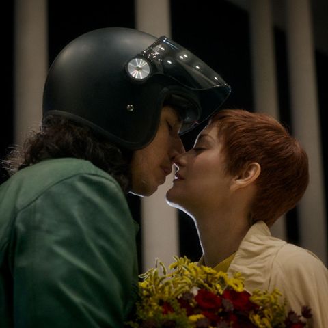 Adam Driver und Marion Cotillard in Leos Carax' Musical Annette