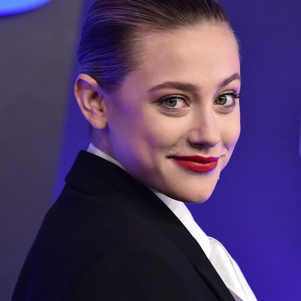 "Riverdale"-Star Lili Reinhart fällt es schwer, ihren Körper zu akzeptieren.