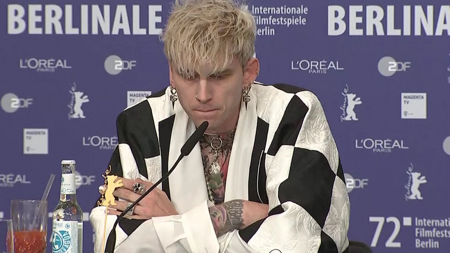 Machine Gun Kelly packt emotional über Depressionen aus: „Wie eine ...