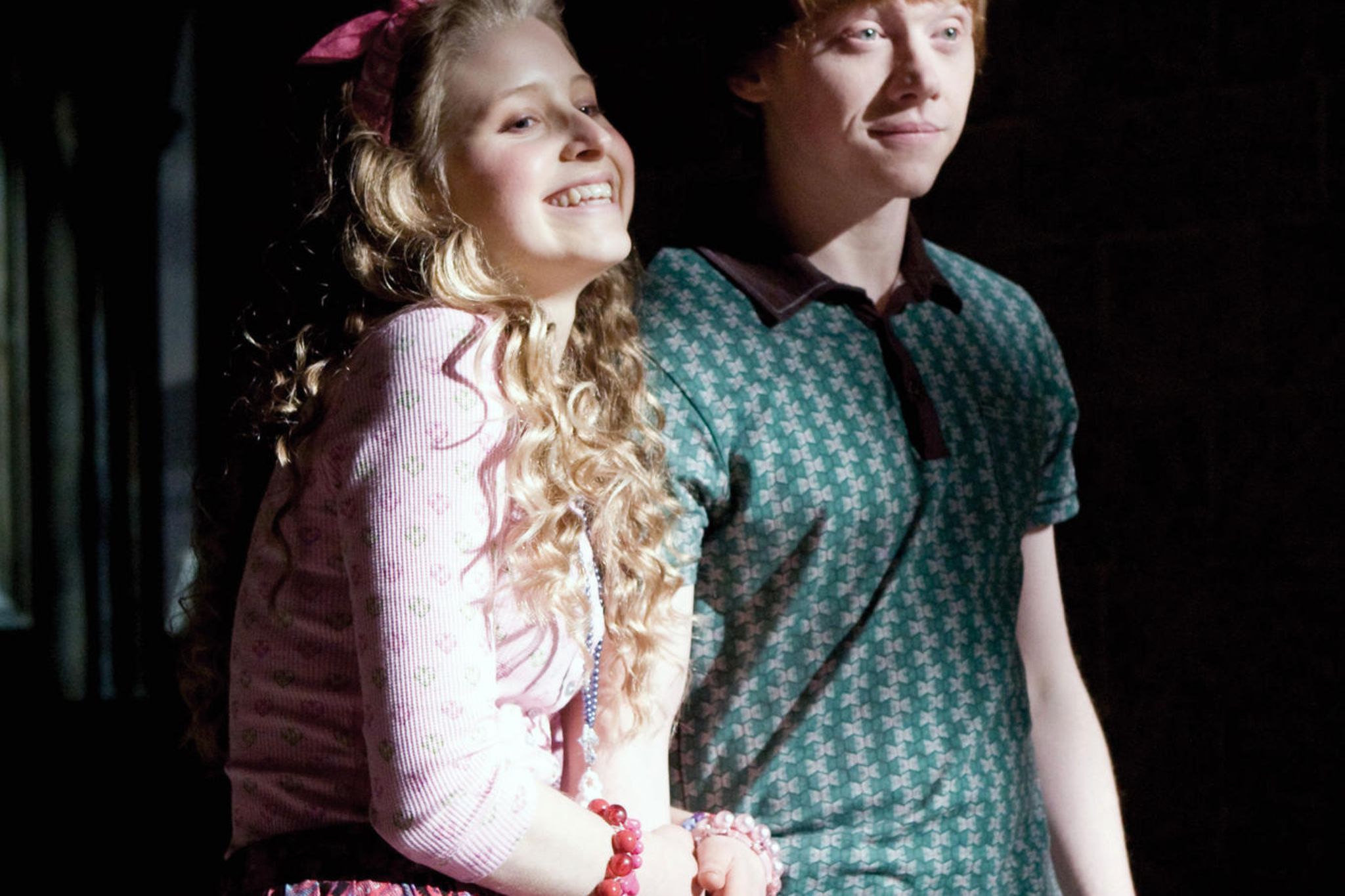 Лаванда рон уизли. Лаванда рон уизли. Лаванда рон уизли. Рон уизли принц полукровка. Лаванда рон уизли.