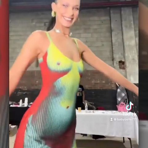 Ungewöhnlicher Fashion Trend: Bella Hadid fast wie nackt: Sexy Kleid ist eine optische Täuschung