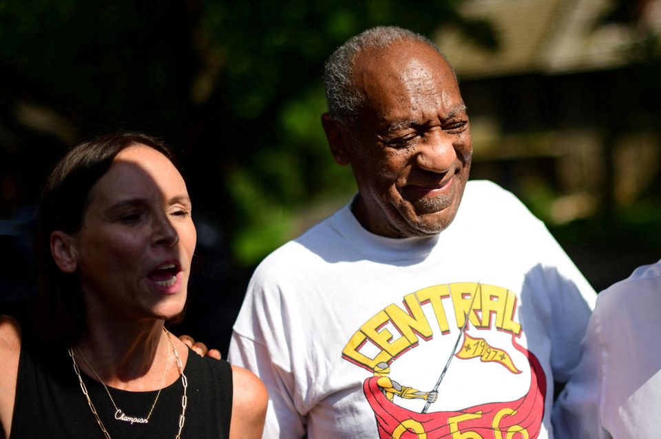 FILE PHOTO: Bill Cosby stands next to lawyer Jennifer Bonjean outside his home after Pennsylvania's highest court overturned hi…