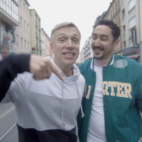 Verrückte Kombi: Rap trifft auf Karneval: Eko Fresh singt mit der kölschen Band Kasalla vor über 40.000 Fans