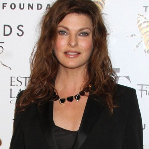 Vogue Cover Linda Evangelista modelt nach missglückter Beauty OP wieder