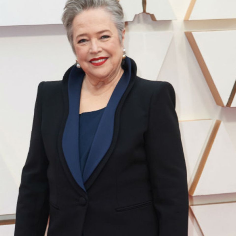 Kathy Bates: Rolle in neuer Netflix-Rom-Com
