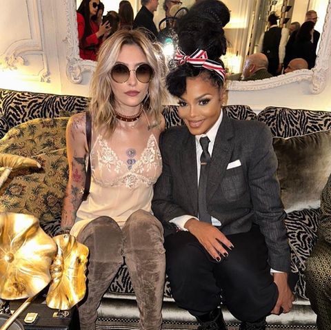 Süßes Tante-Nichte-Duo: Endlich wiedervereint: Janet und Paris Jackson treffen sich bei der Fashion Week