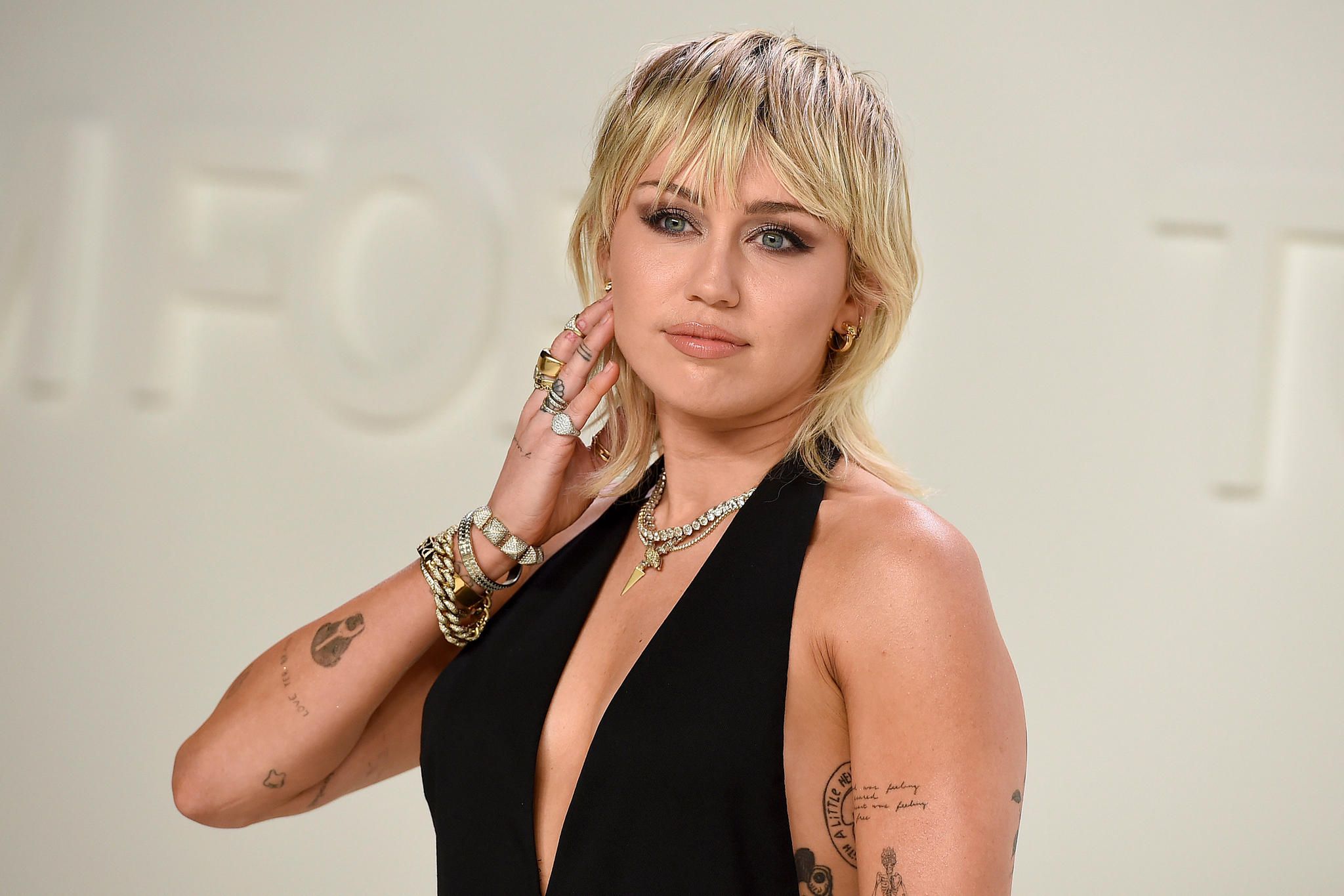 Justin Bieber Miley Cyrus Gesicht gespalten