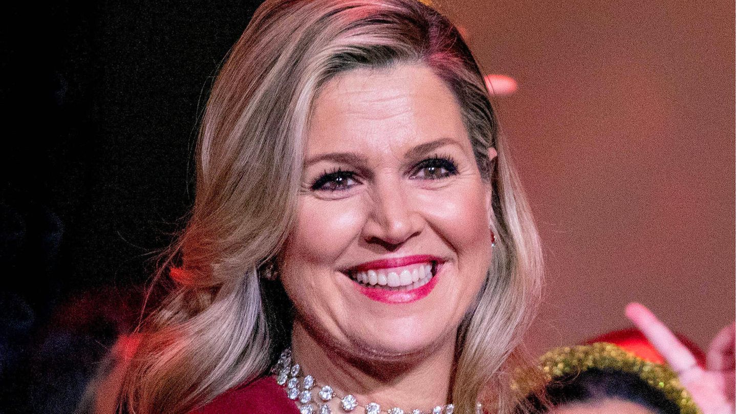 Königin Máxima wird zum festlichen Hingucker bei TVGala