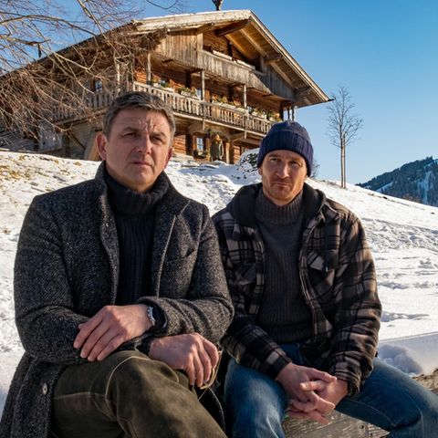 Bergdoktor Martin Gruber (Hans Sigl) und sein Bruder (Heiko Ruprecht) haben ein schwieriges Verhältnis