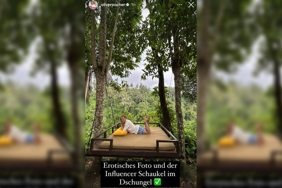 Screenshot einer Instagram-Story von Oliver Pocher, auf dem Oliver Pocher auf einer Schaukel im Dschungel posiert.