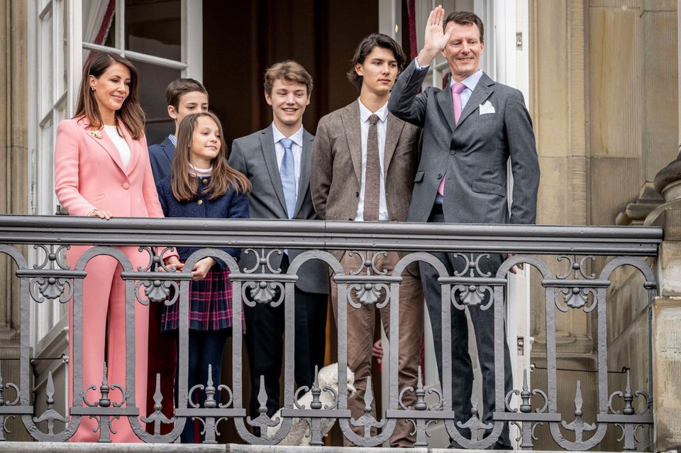 Prinz Joachim zeigt sich mit seiner Familie an Königin Margrethes Geburtstag