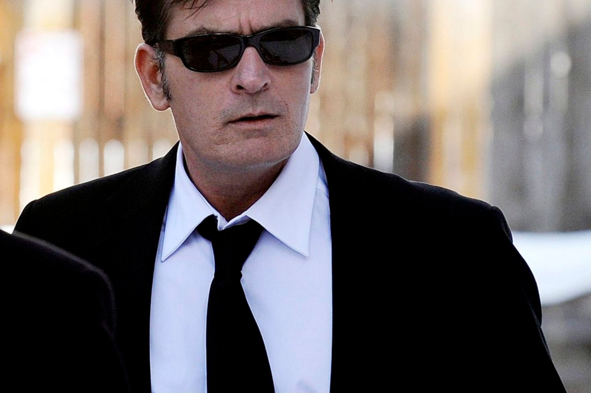 Wird Charlie Sheen jetzt auch noch Vater?