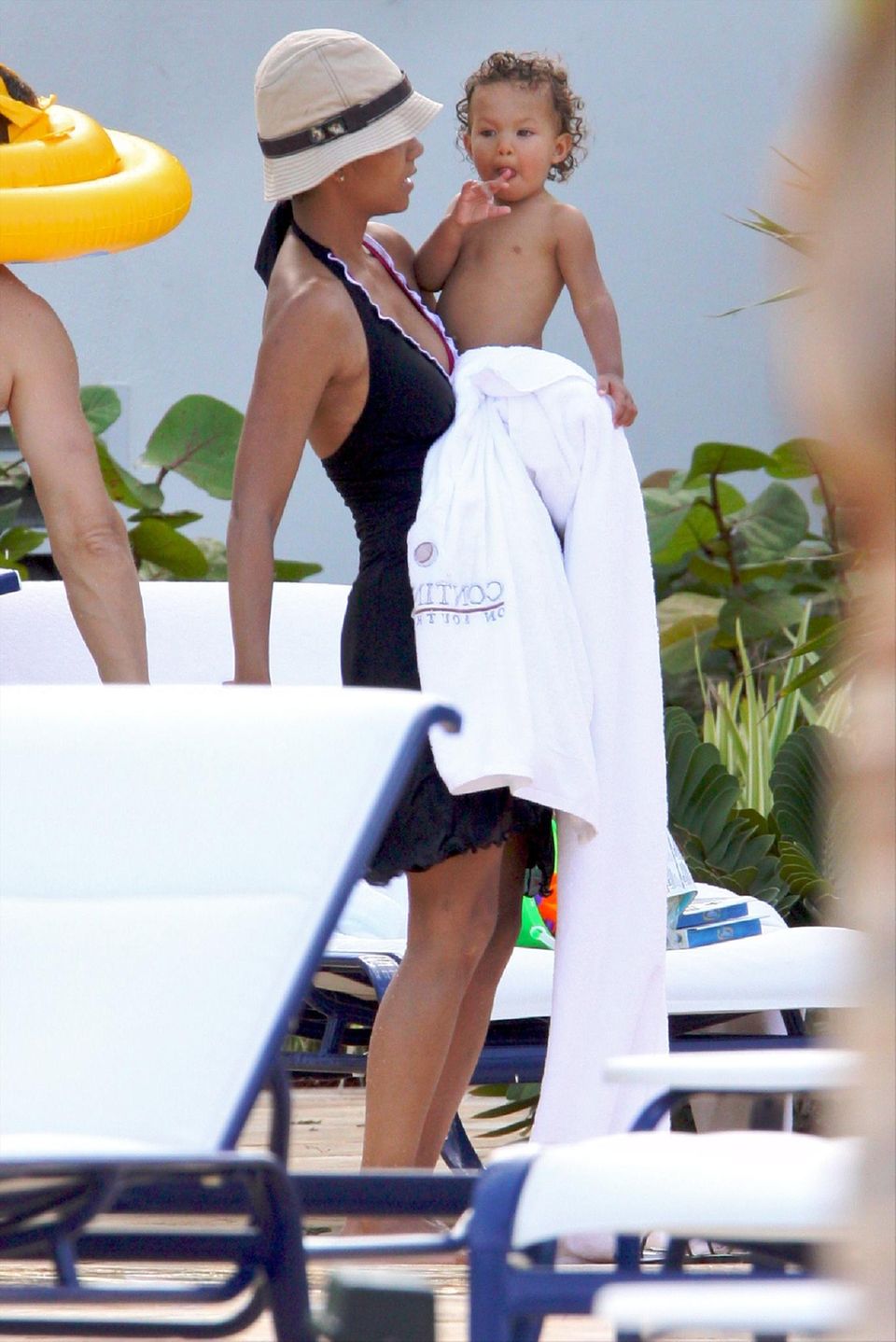Halle Berry Nahla Pool