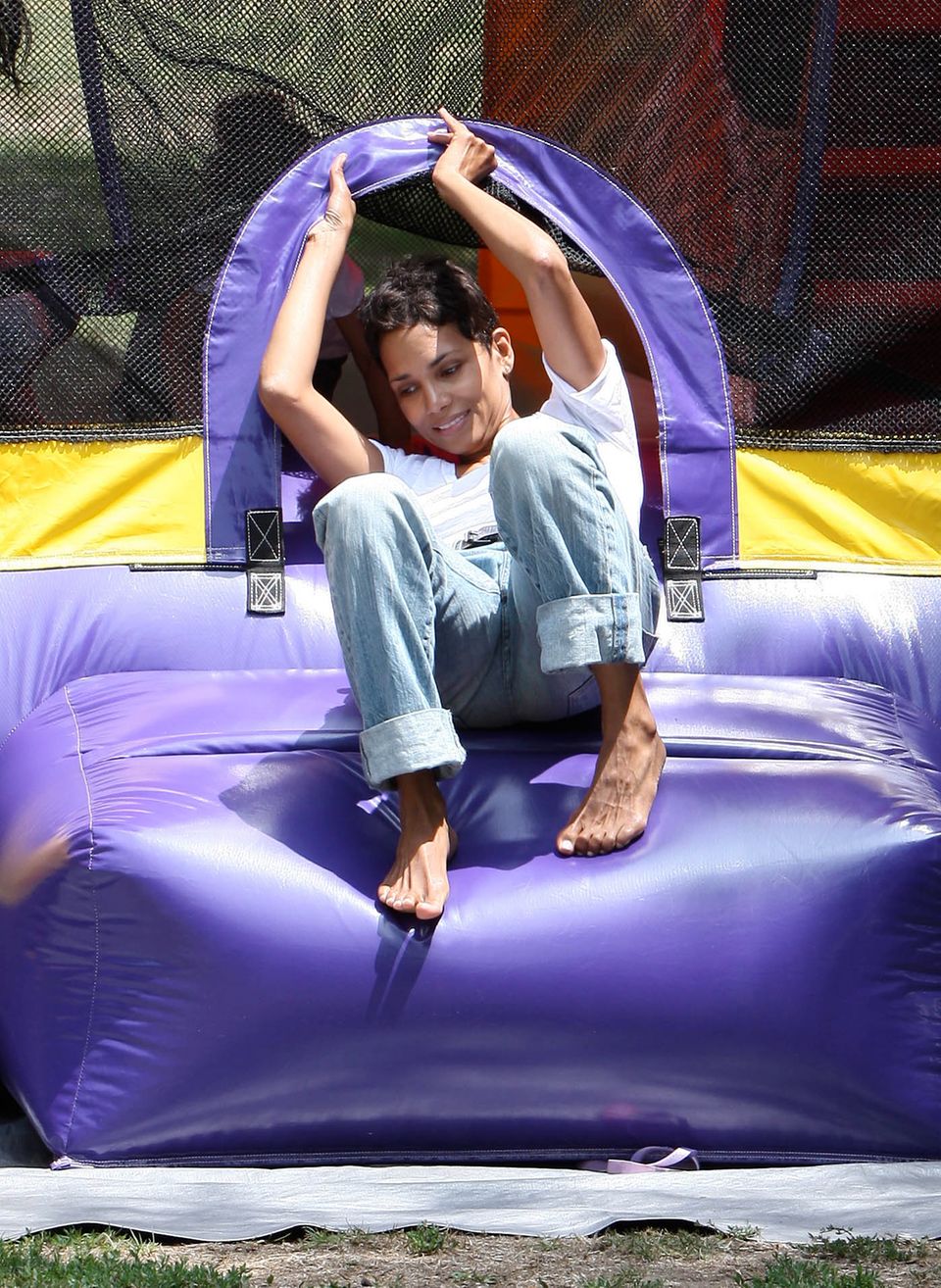 Halle Berry und Tochter Nahla im Freizeitpark