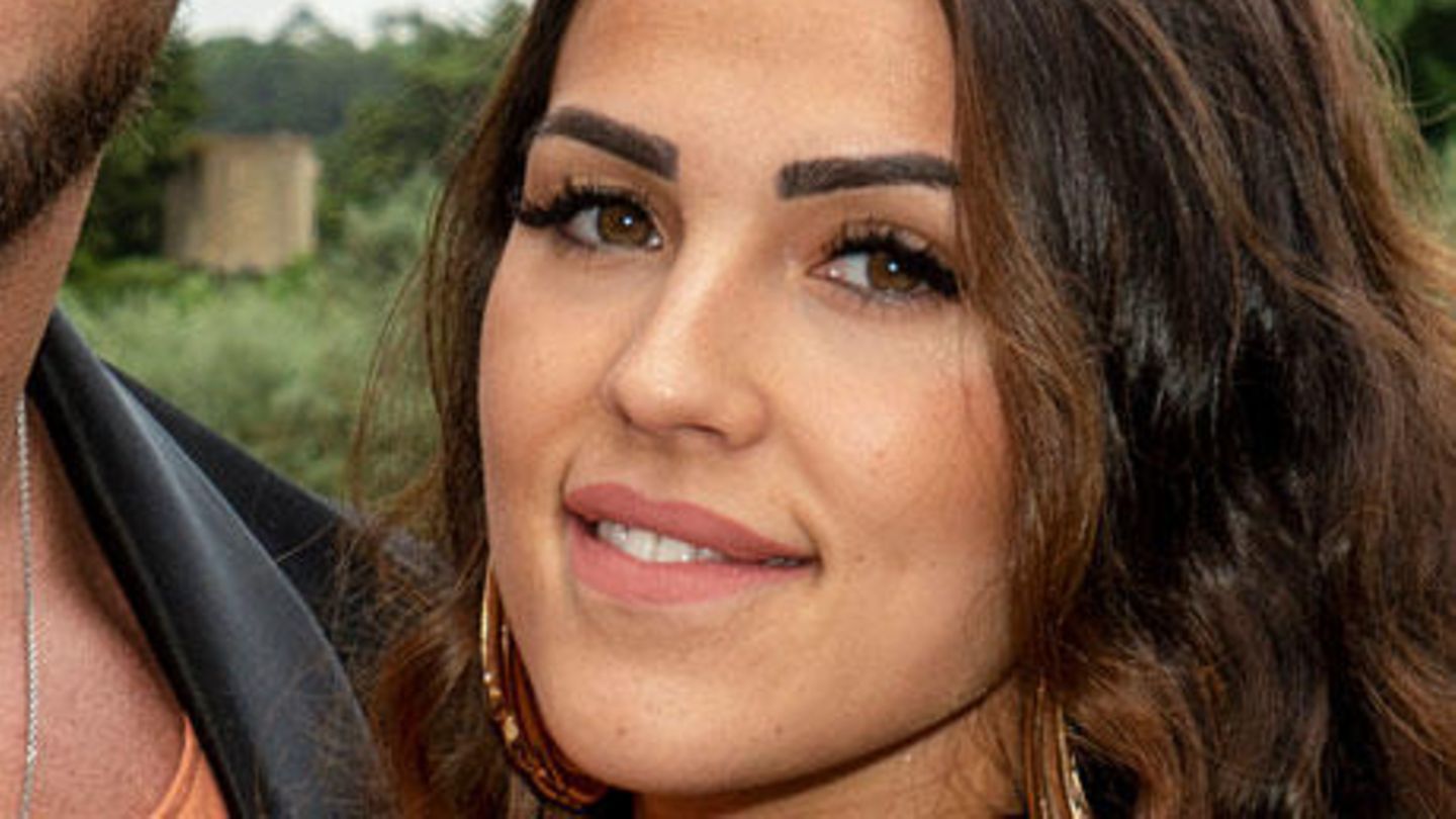 Alle Infos und News zu Elena Miras | VIP.de