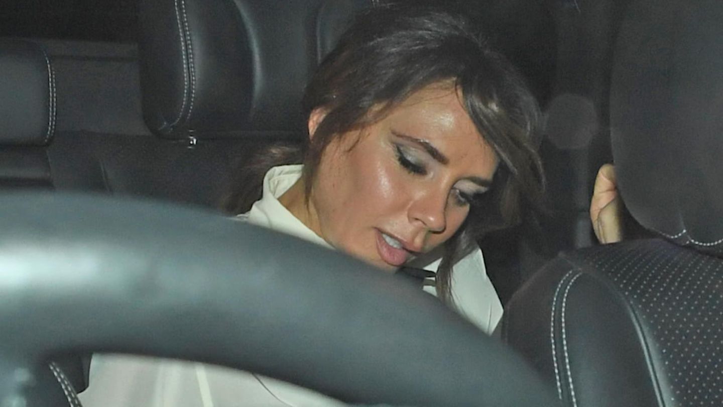 BAFTA Film Awards: Victoria Beckham total besoffen nach Party in London | Video | VIP.de 