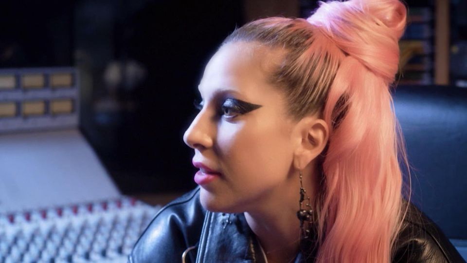 Lady Gaga mit Exta-Kilos