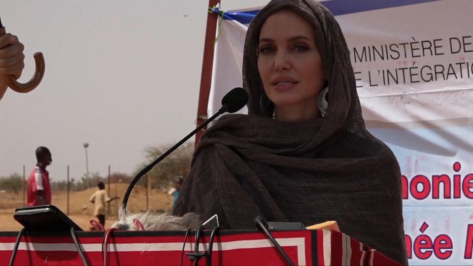 Angelina Jolie besucht Flüchtlingslager in Burkina Faso