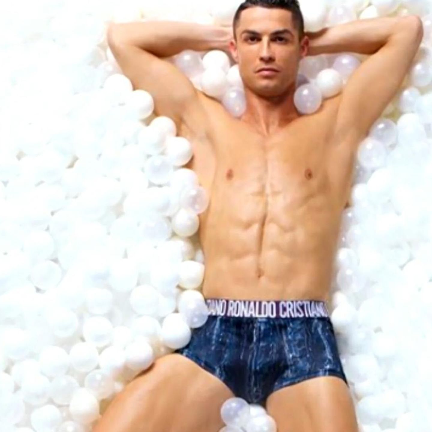 Cristiano Ronaldos Penis-Tuning? Er soll sich Botox ins beste Stück  spritzen!