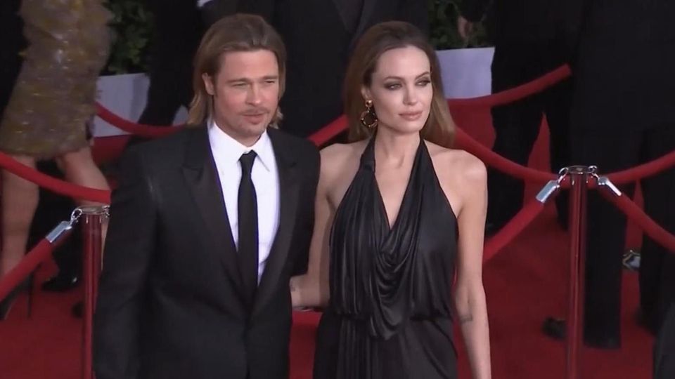 Von Brad Pitt geschubst?